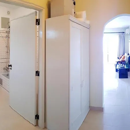 Charming In 40 M² With Shared Pool
