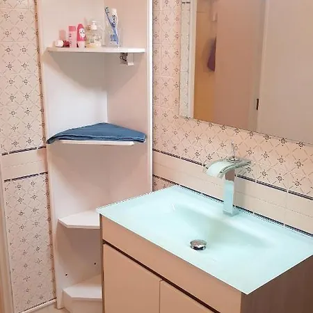 Charming In 40 M² With Shared Pool Daire *