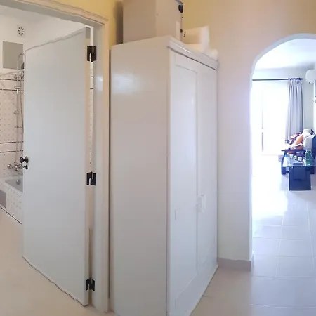 Apartamento Charming In 40 M² With Shared Pool Albufeira