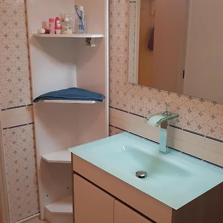 Charming In 40 M² With Shared Pool