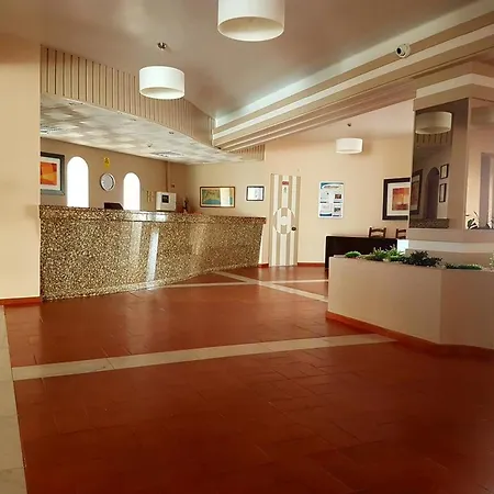 Apartamento Charming In 40 M² With Shared Pool Albufeira